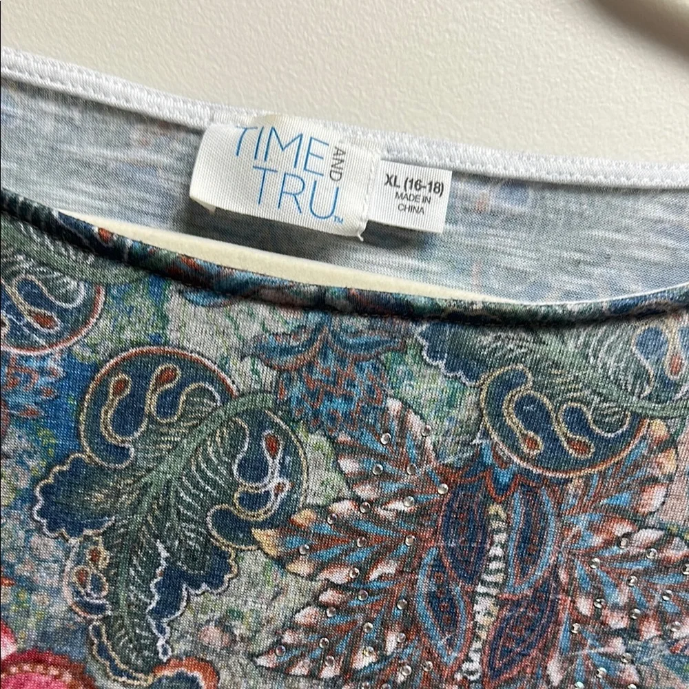 Women's Floral Long Sleeve Top